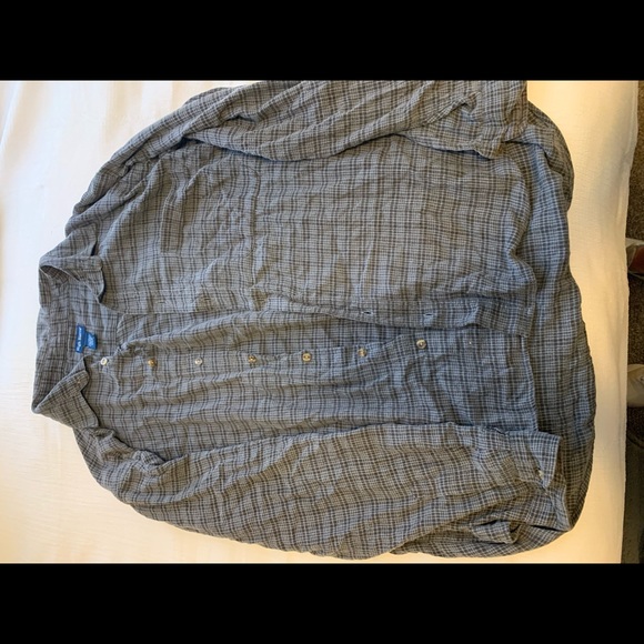 High Sierra Tops - Black and grey oversize flannel